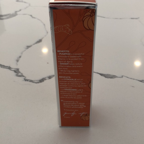 NIB Pūrlisse Pumpkin + Ginger Detoxifying Charcoal Mask - Picture 7 of 9